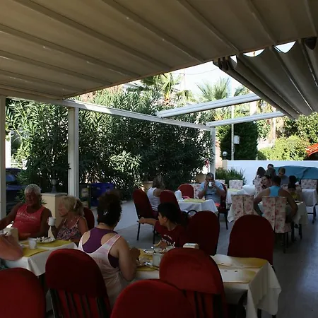 Ξενοδοχείο Ekin Μαρμαρίς
