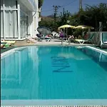 Hotell Ekin 2*