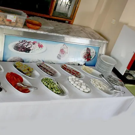 Ekin Мармарис